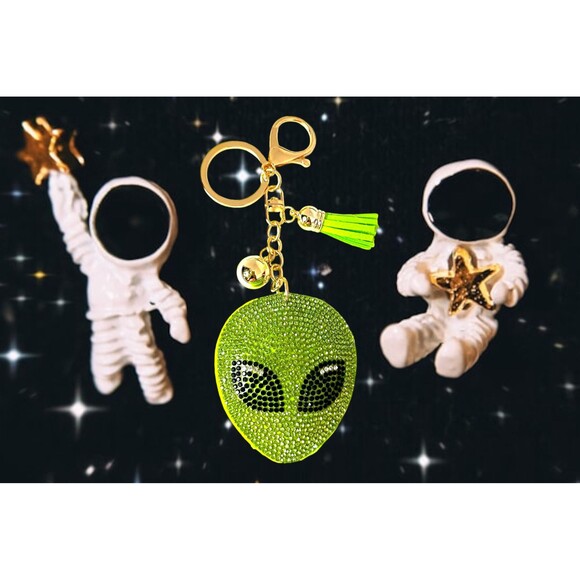 Extraterrestrial Crystal Bejeweled Keychain - Alien Head w Green Tassel - Picture 4 of 6